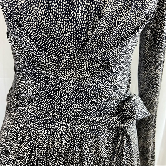 Tory Burch 100% Silk Wrap Tie Belt Dress Size XS - Picture 7 of 13